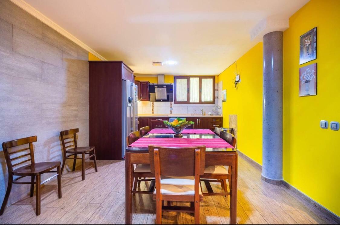 فيلا Casa Roque Aguayro أغيميس المظهر الخارجي الصورة